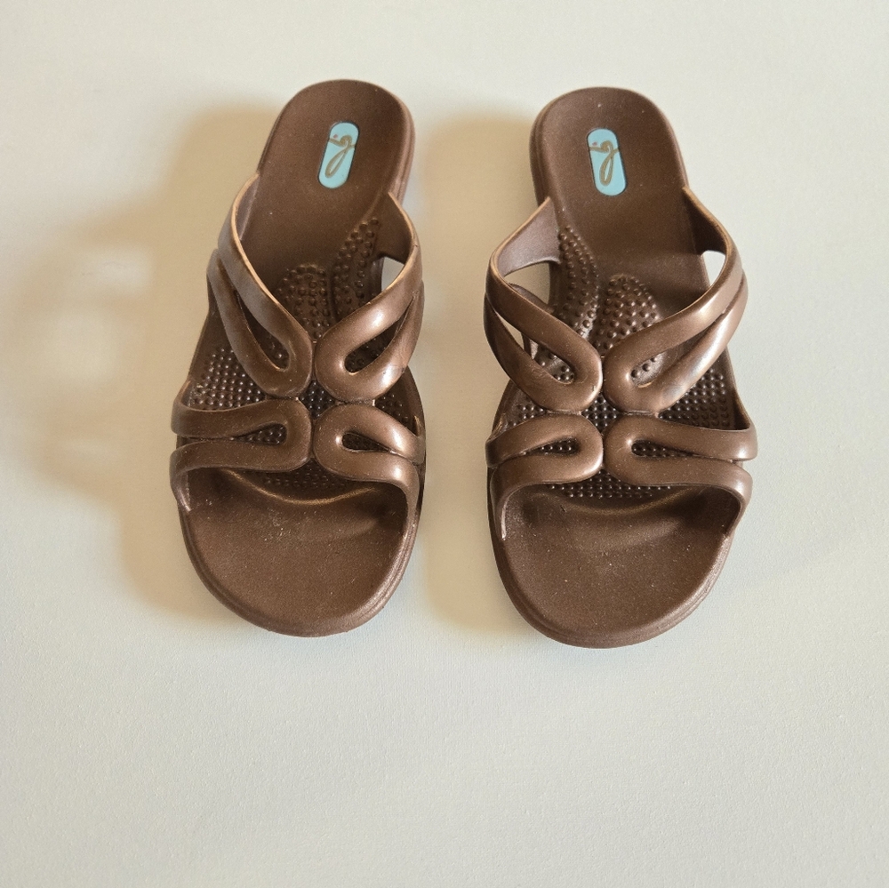 OKA B Jasmine slide sandals. Brown. Size M